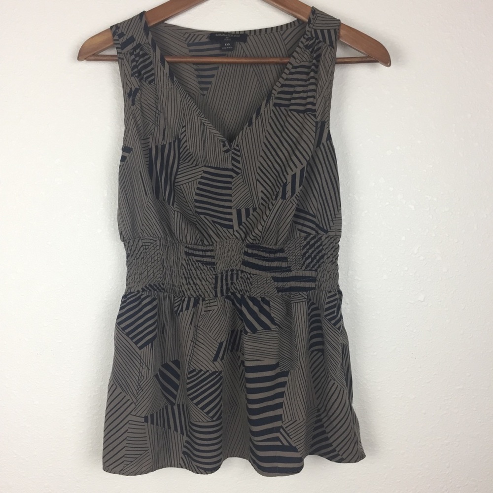 Banana republic v-neck blouse - Extra small